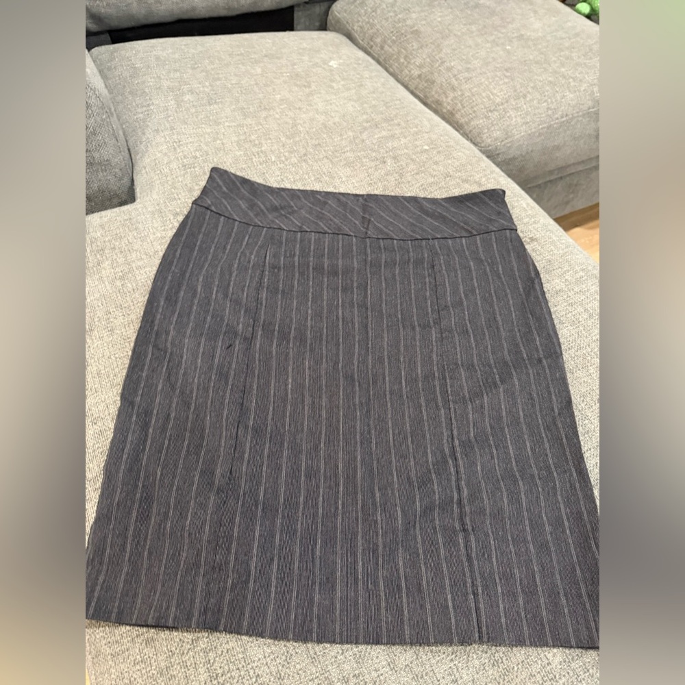 🔥George Charcoal Pinstripe Pencil Skirt